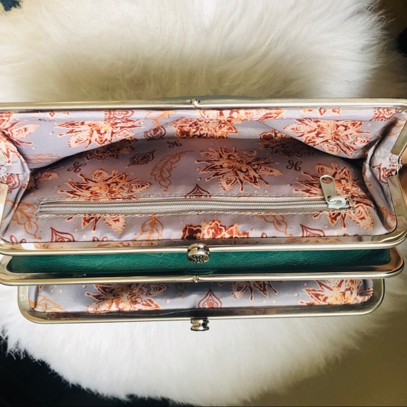 Hobo Lauren Double-Snap Kiss-Lock Wallet, NWT - Picture 13 of 16